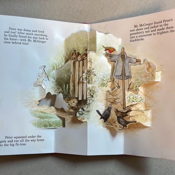 NOT ELIGIBLE FOR BUNDLE SALE      4-Book Boxed Set of Peter Rabbit Pop-Up Books - Picture 15 of 15